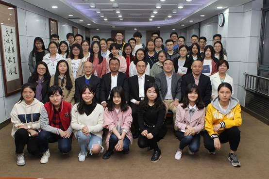 av在线-av免费看-av小次郎
“大家名师微课堂”圆满举行