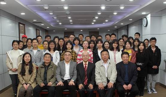 av在线-av免费看-av小次郎
“大家名师微课堂”圆满举行