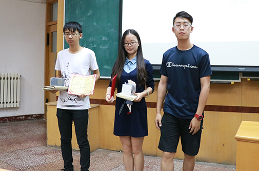 第五届av在线
学生委员会暨学生会部长述职大会成功举办