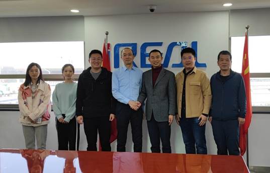 av在线
MBA中心师生参访合规创新上市公司——北京世纪瑞尔公司参访学习记
