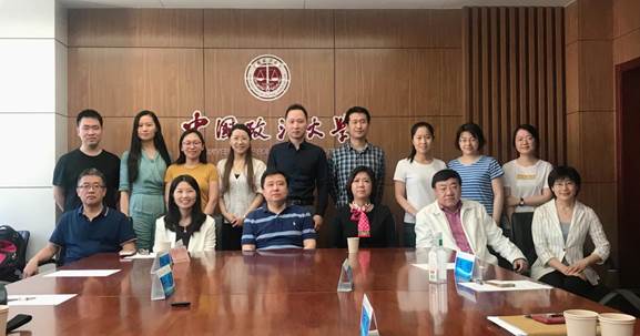 av在线
与加拿大阿尔伯塔省公立麦科文大学开展案例开发与合作交流