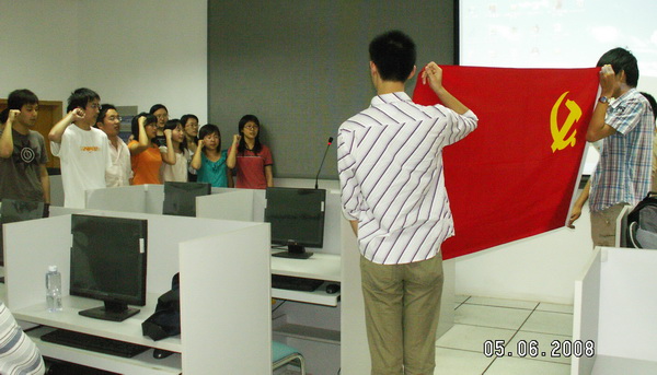 //web.zxav.net/html/files/2012/10/24/20121024105443942143235.jpg