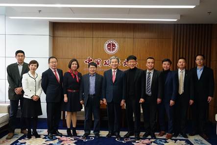 av在线
与韩国牧园大学签署合作协议