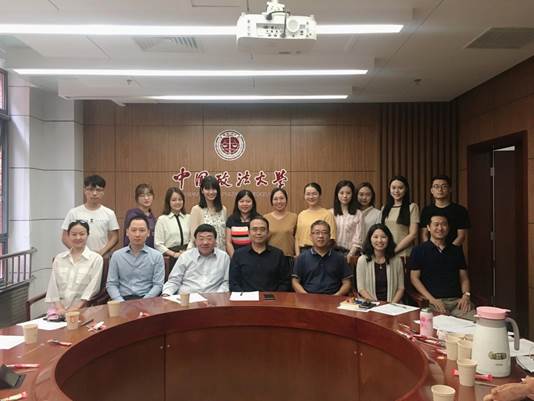 av在线
企业管理专业2019级研究生师生见面会顺利举行
